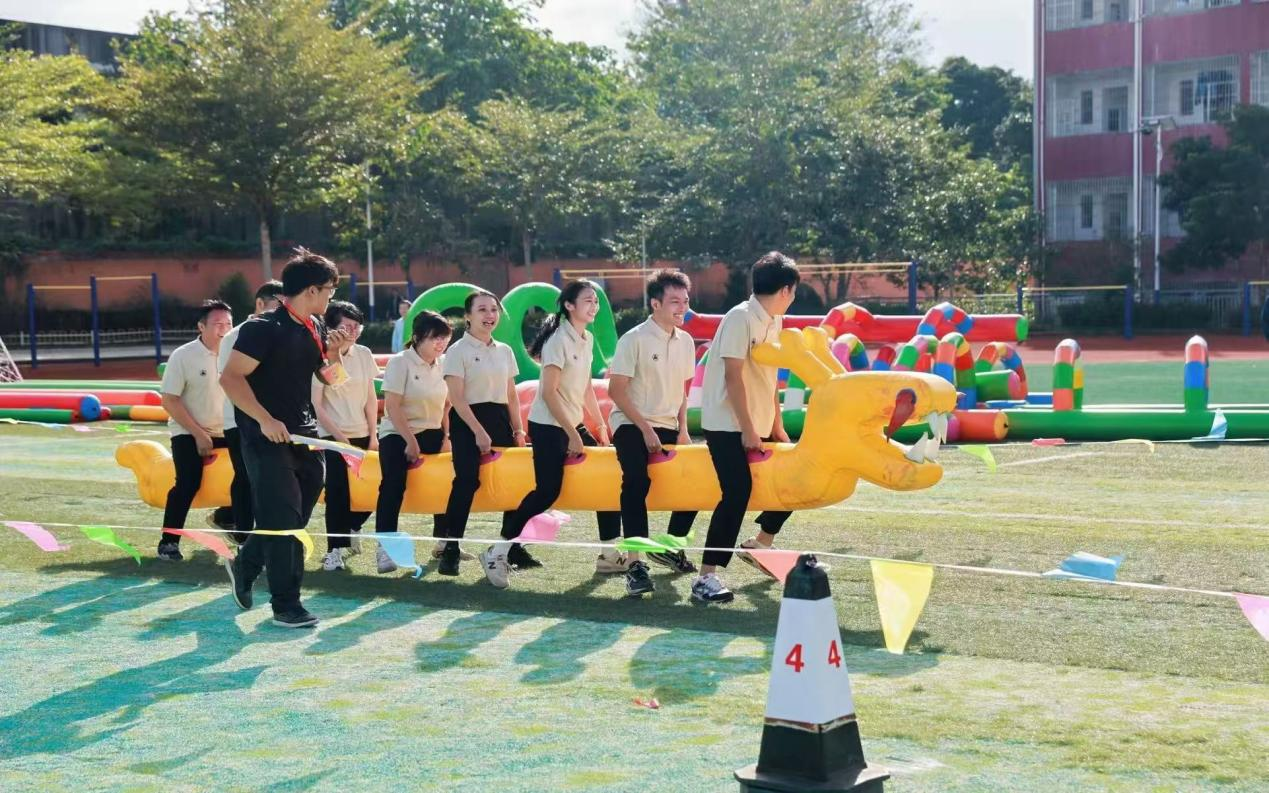 ��ͤ�»��������μӱ�ͤ�ص��Ľ�ְ��Ȥζ�˶���