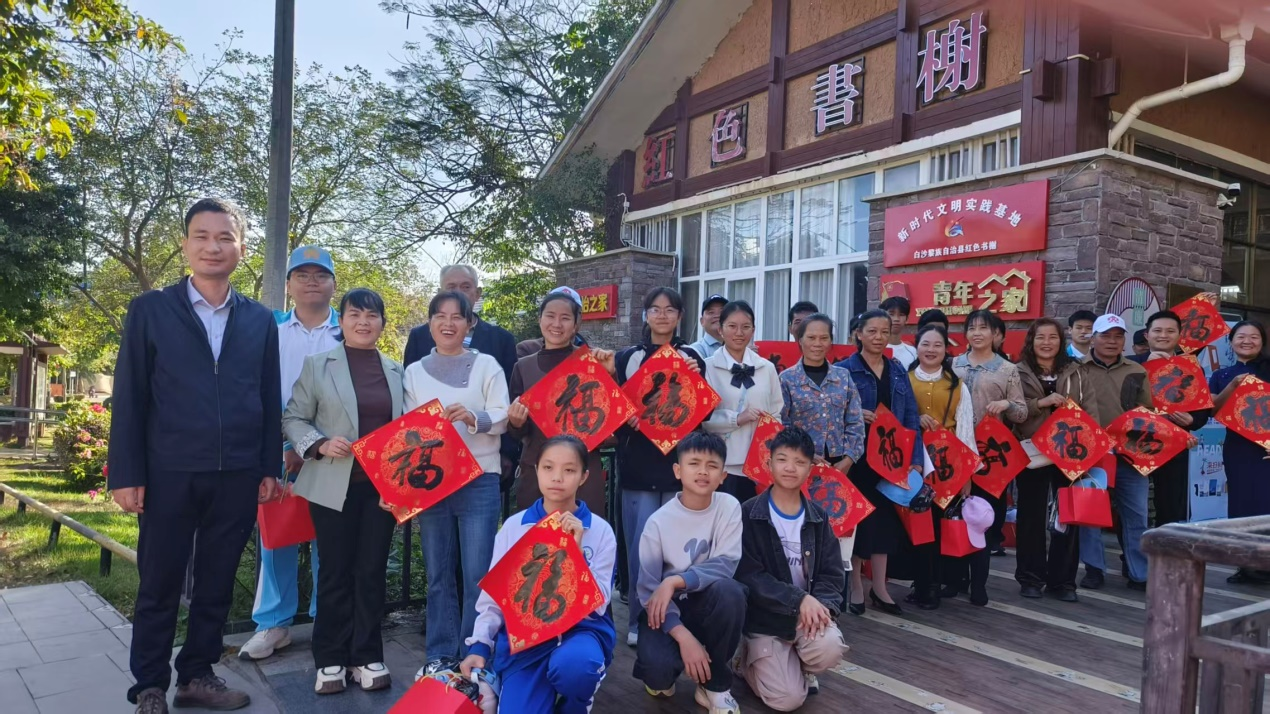 ������˾����������ɳ��ɫ���  ��ѡ�����������Ļ�΢�رꡱ