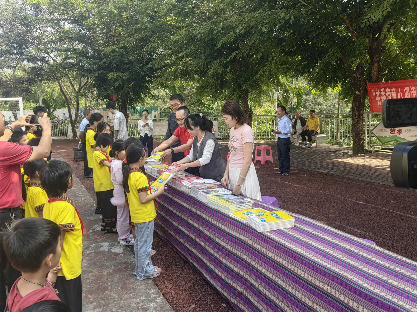 ������չ��������ͯ�� �Ķ���ɳ��������������ͼ������